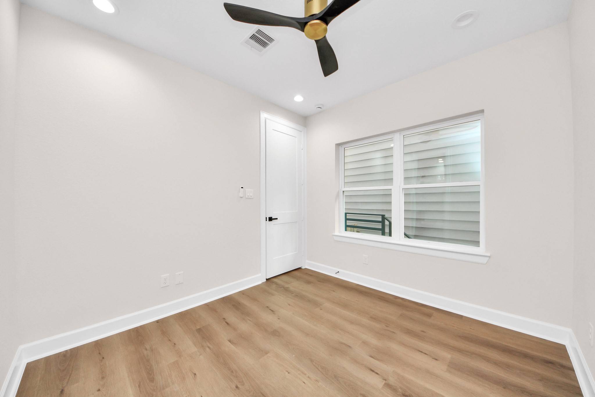 Houston, TX 77009,1603 Sylvester RD