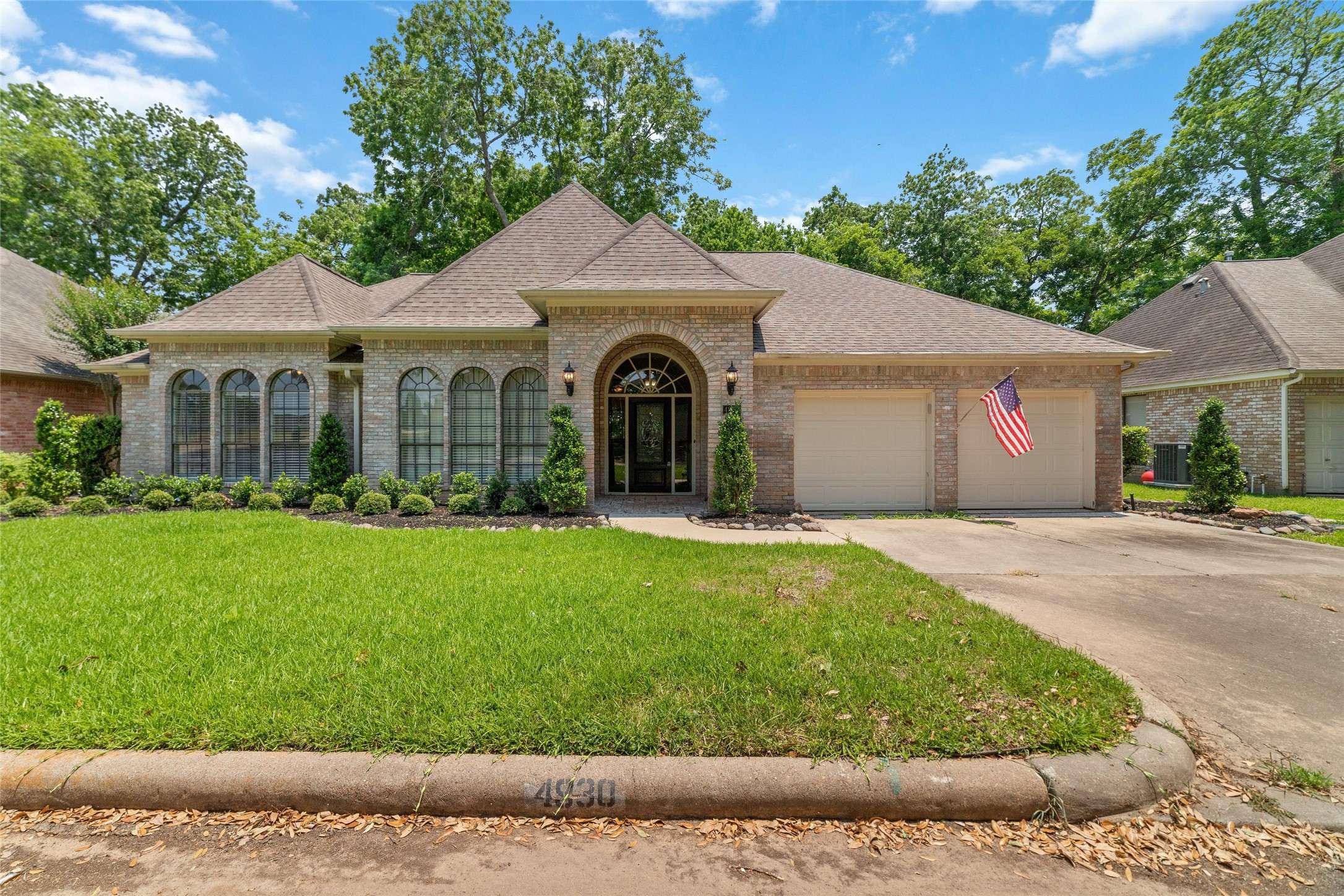 Fulshear, TX 77441,4830 Lake Village DR