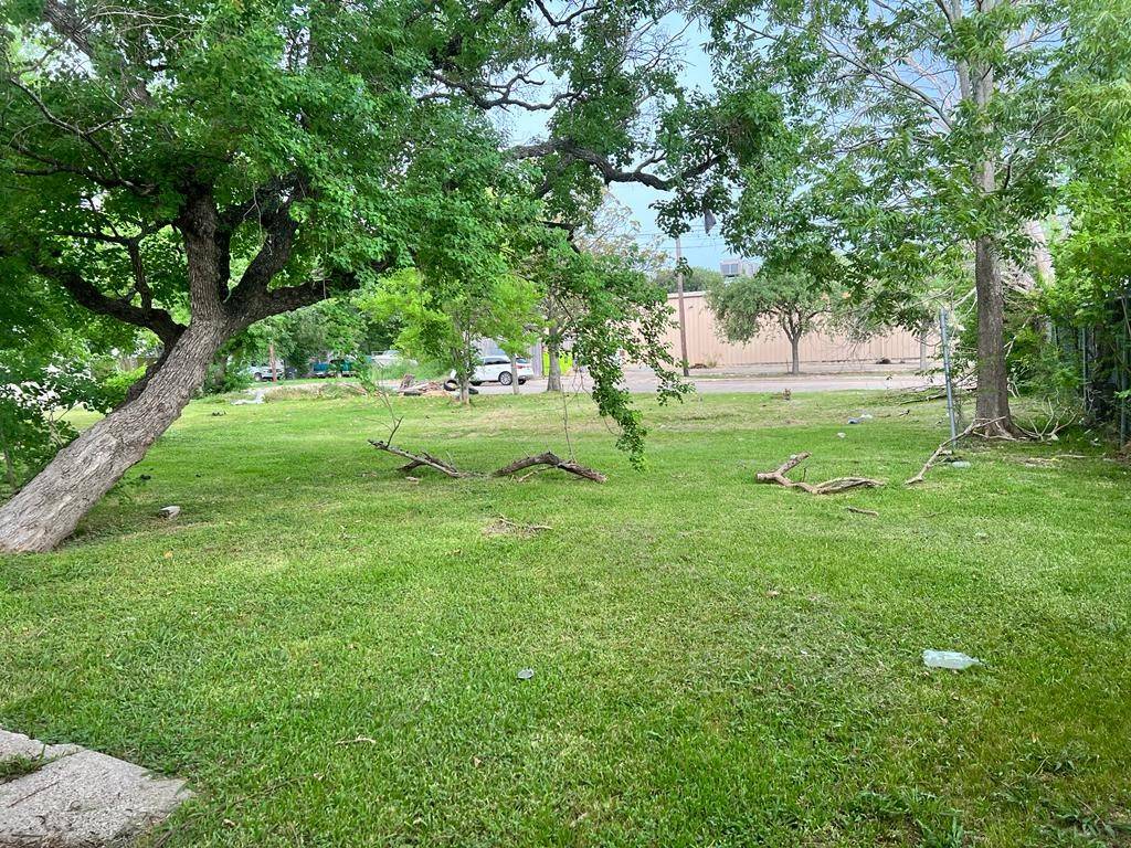 Houston, TX 77021,3848 Mainer ST