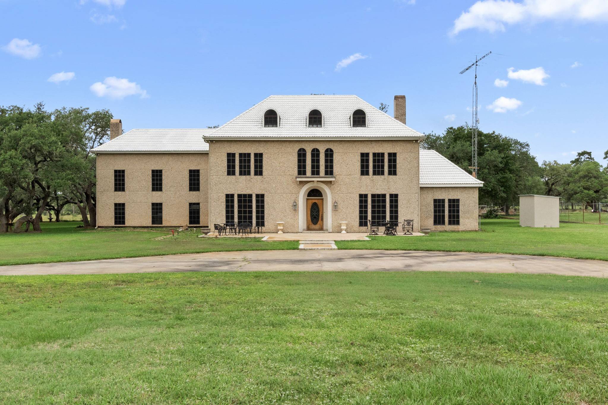 Weimar, TX 78962,2751 FM 2434