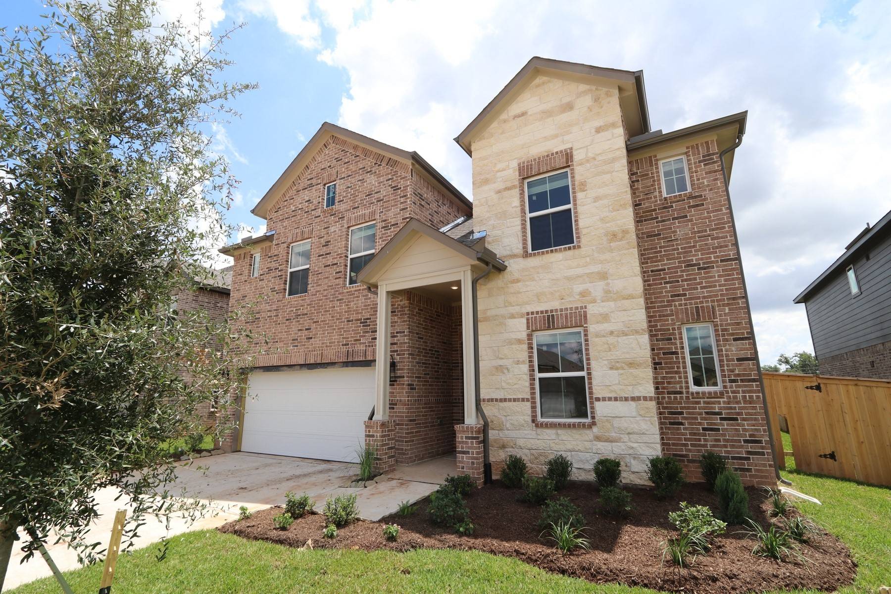 Rosenberg, TX 77471,2638 Wastelbread LN