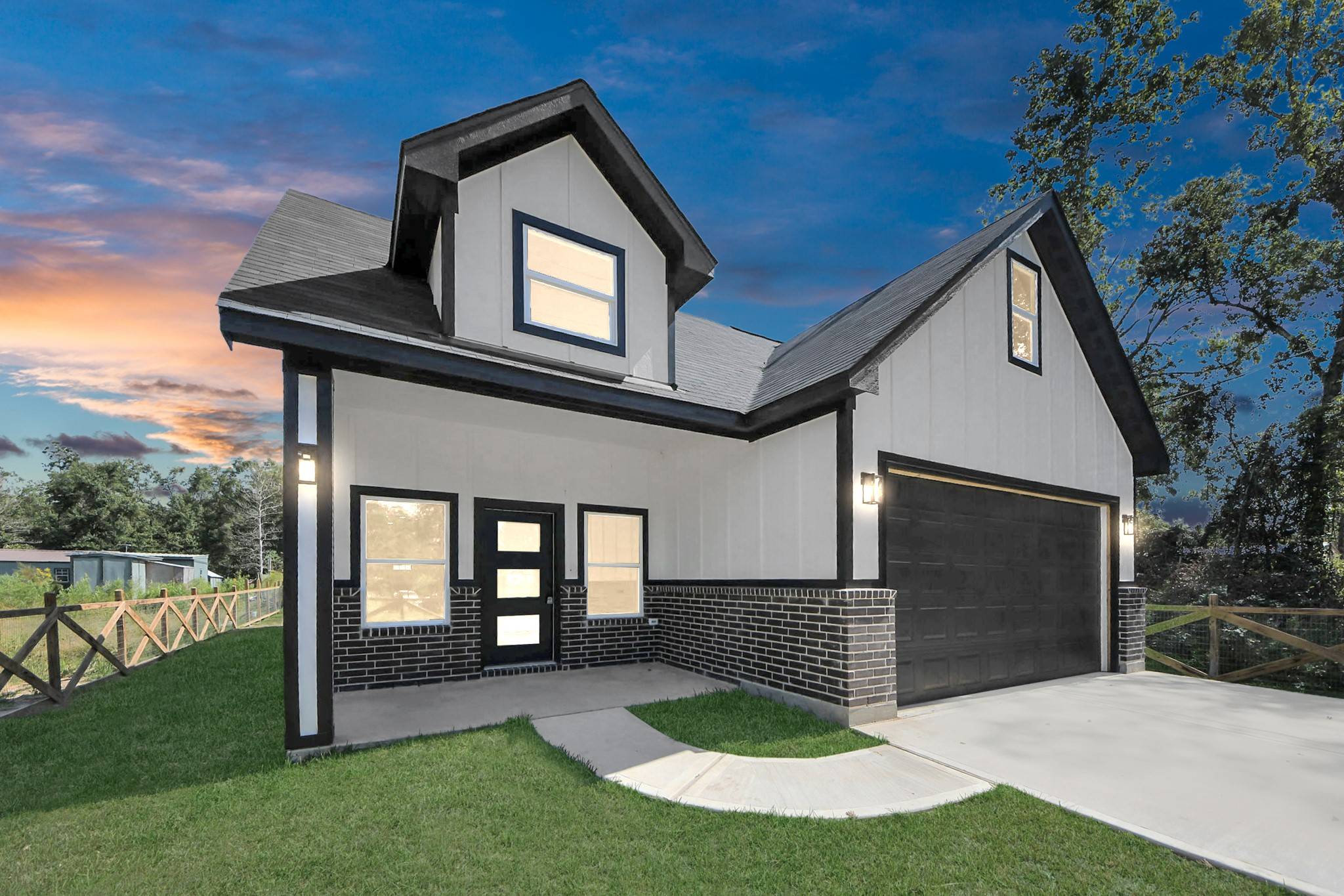 Splendora, TX 77372,14387 Half Circle ST