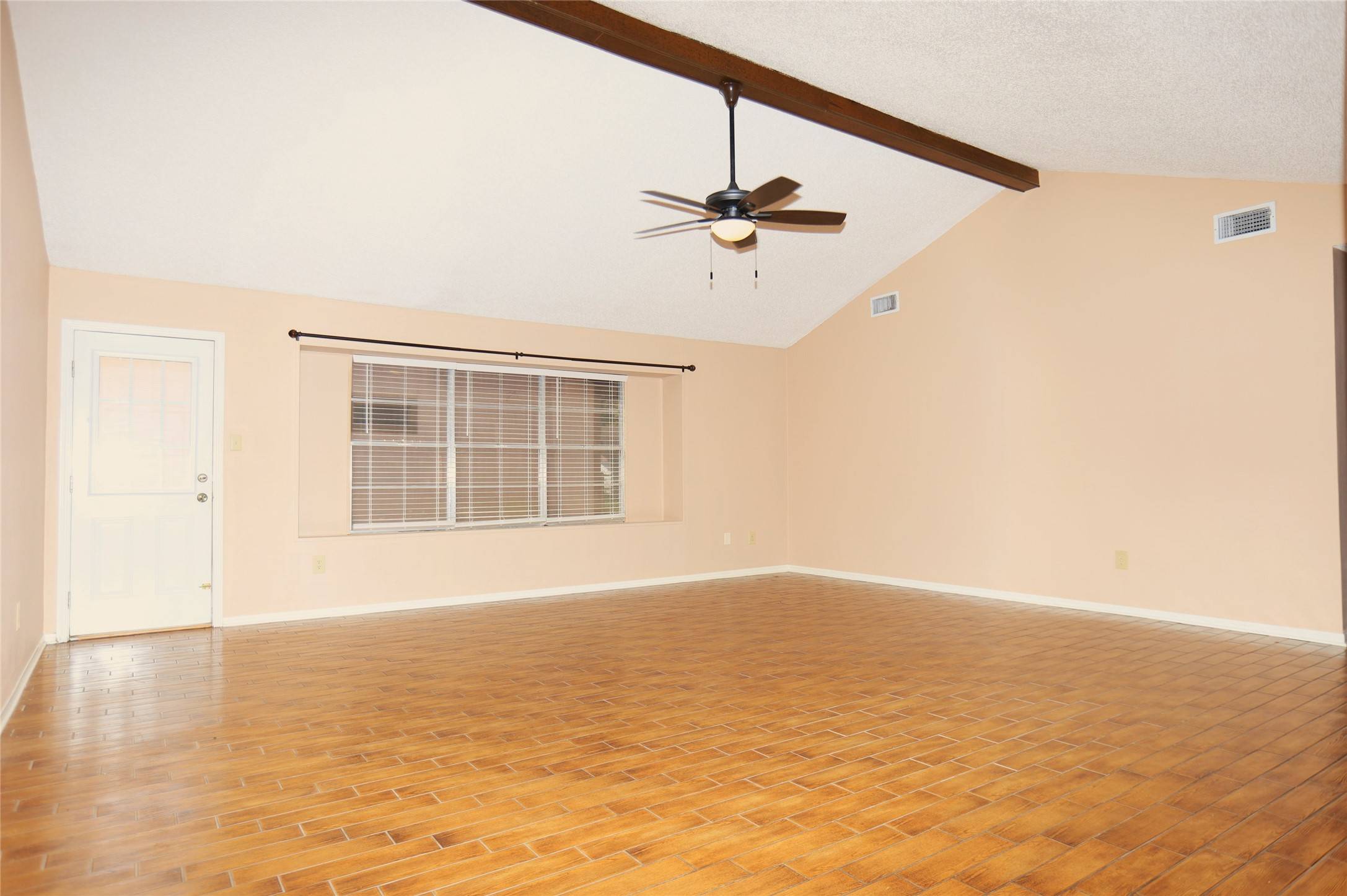 Lake Jackson, TX 77566,110 Pine ST