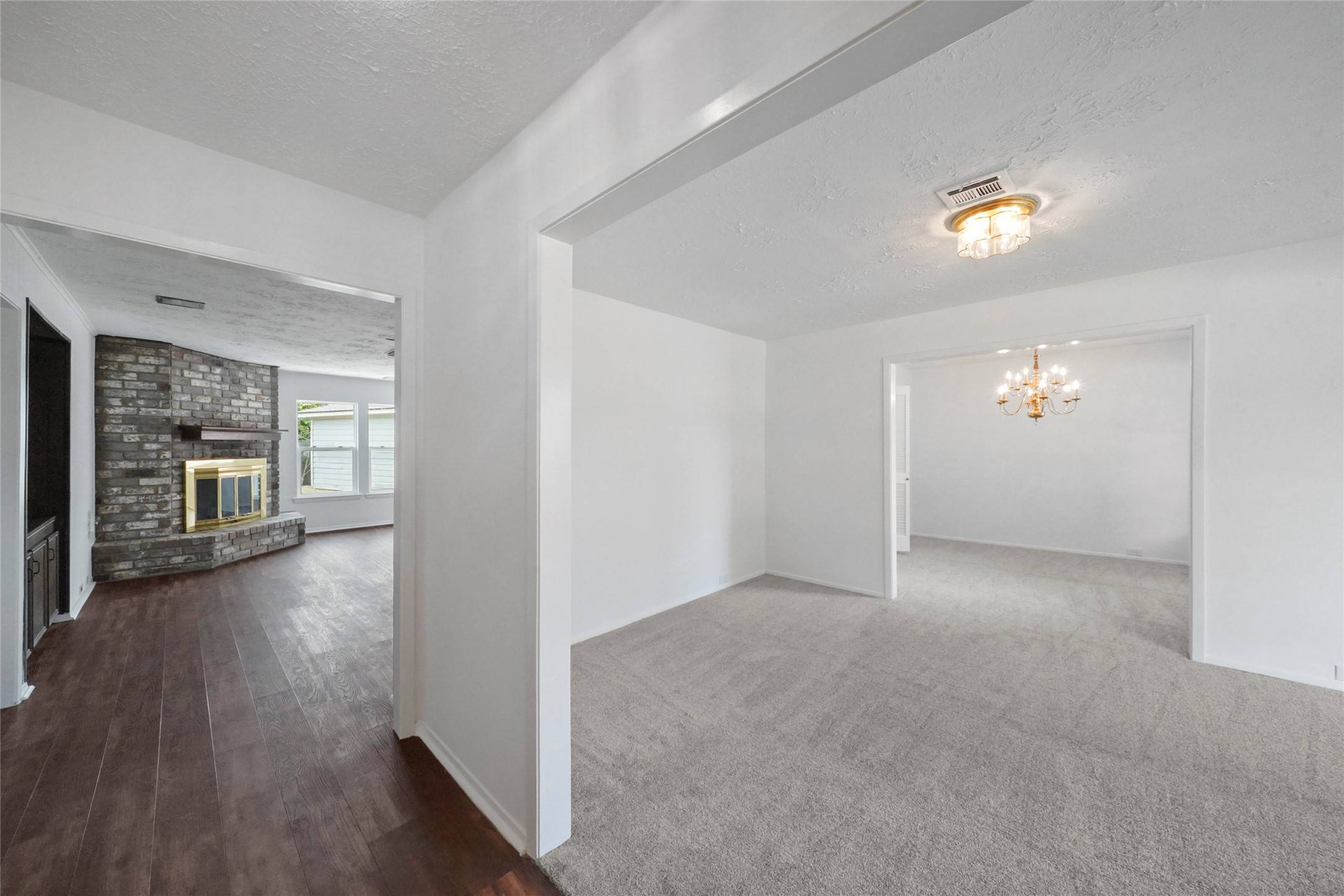 El Lago, TX 77586,606 Seaway DR