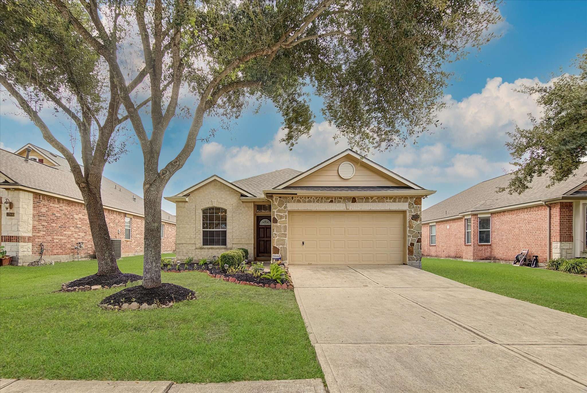 Pearland, TX 77584,12908 Southern Valley DR
