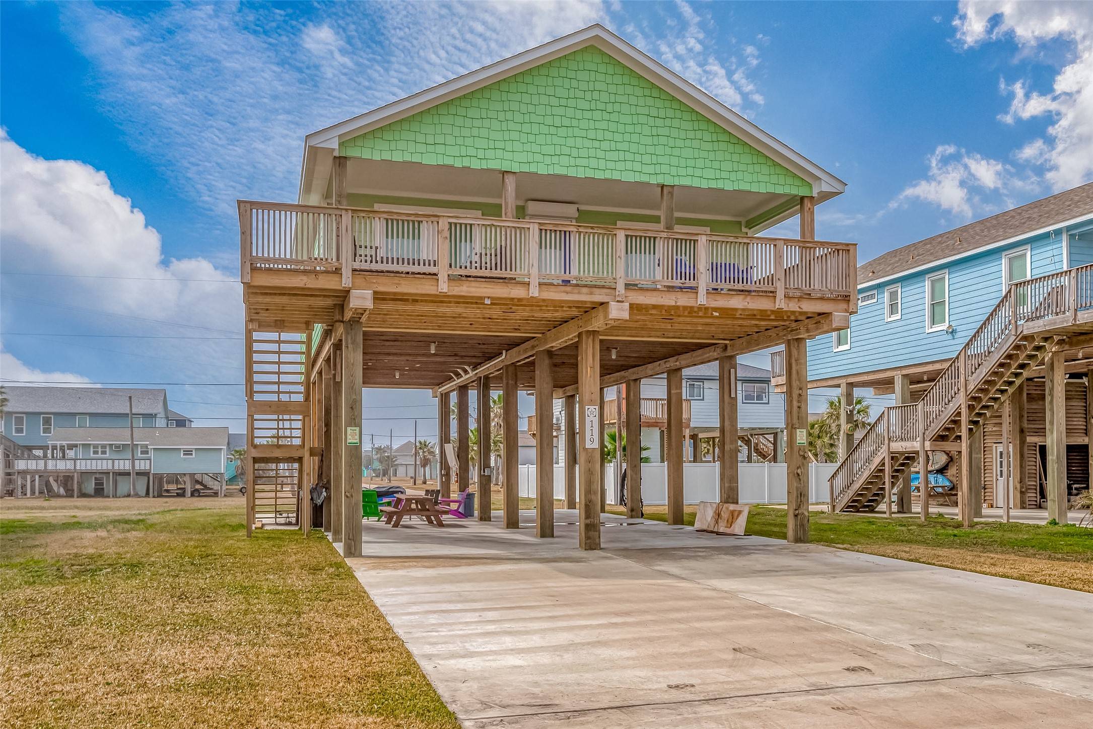 Freeport, TX 77541,119 Doubloon DR