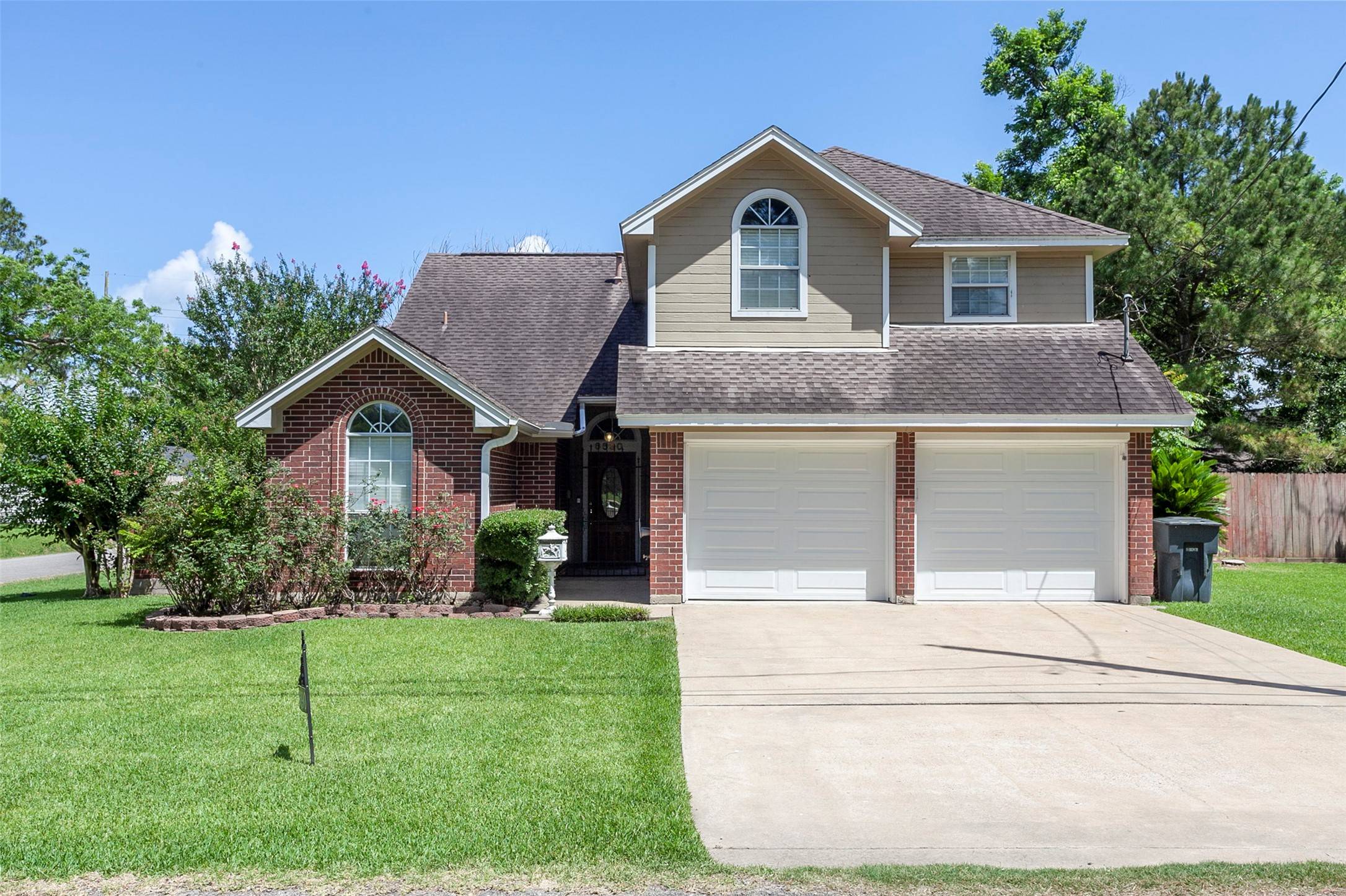 Groves, TX 77619,6590 Hansen BLVD
