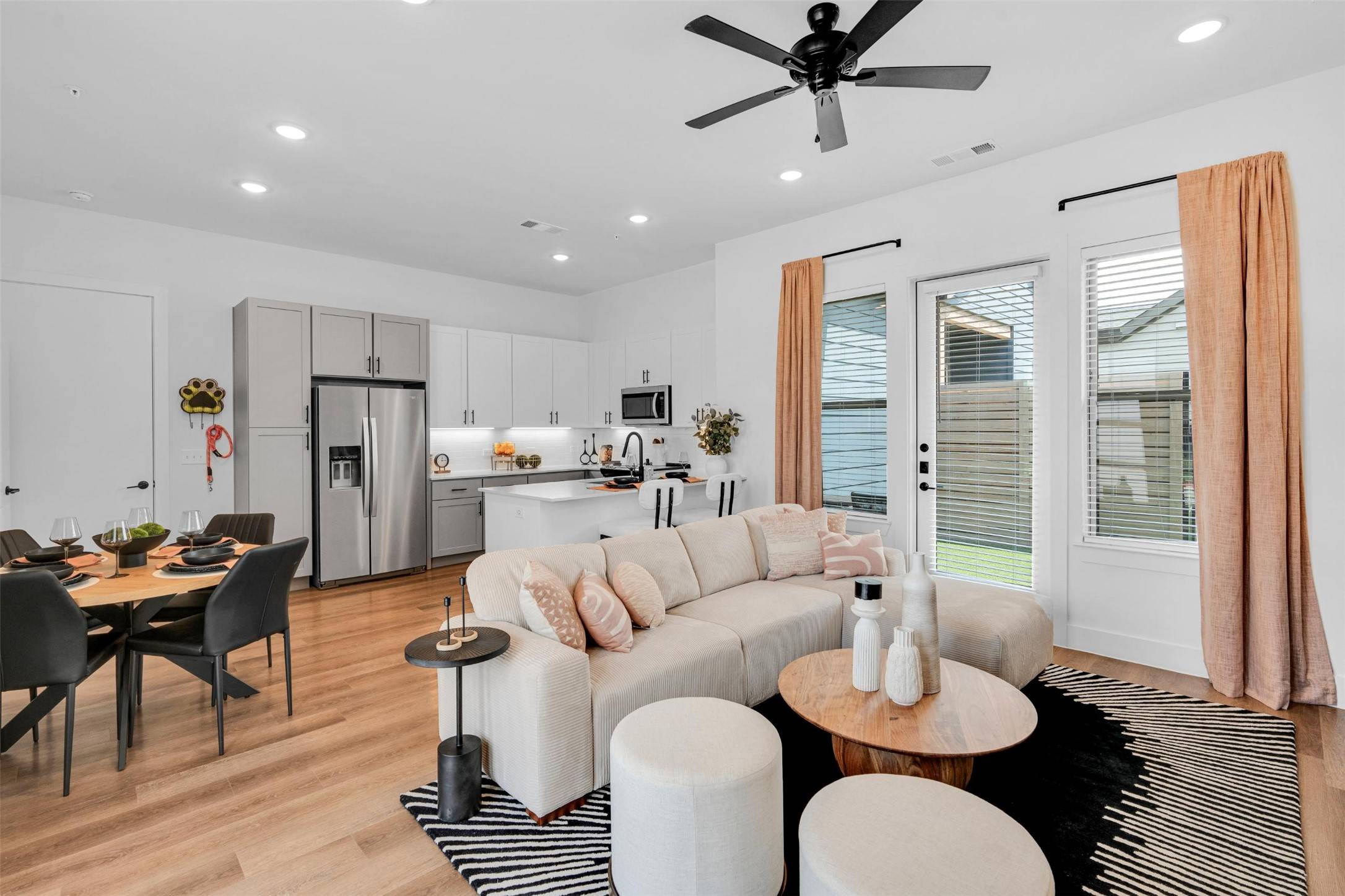 Garland, TX 75040,1521-221 Bernard ST