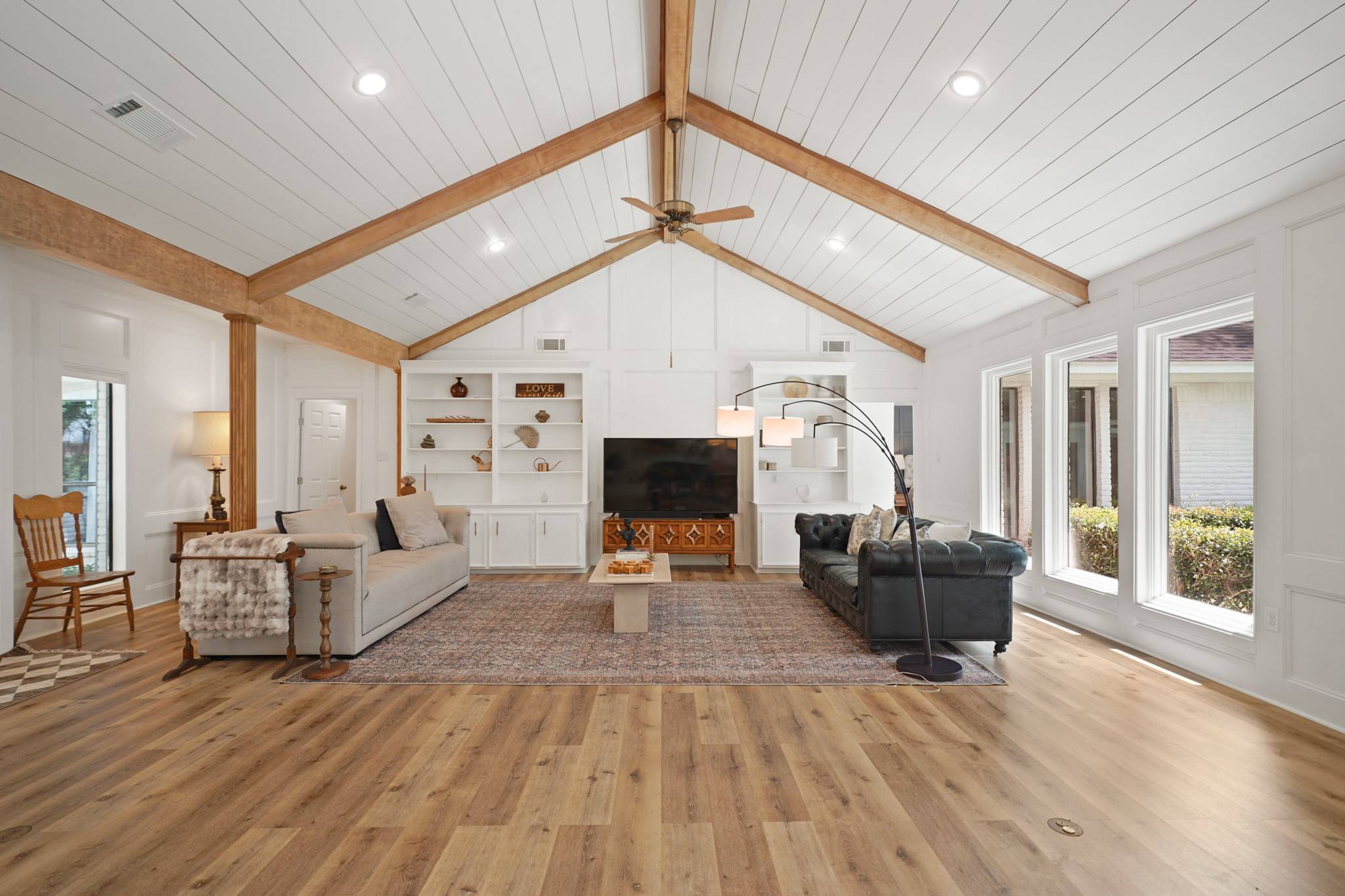 Houston, TX 77059,15722 Falmouth DR