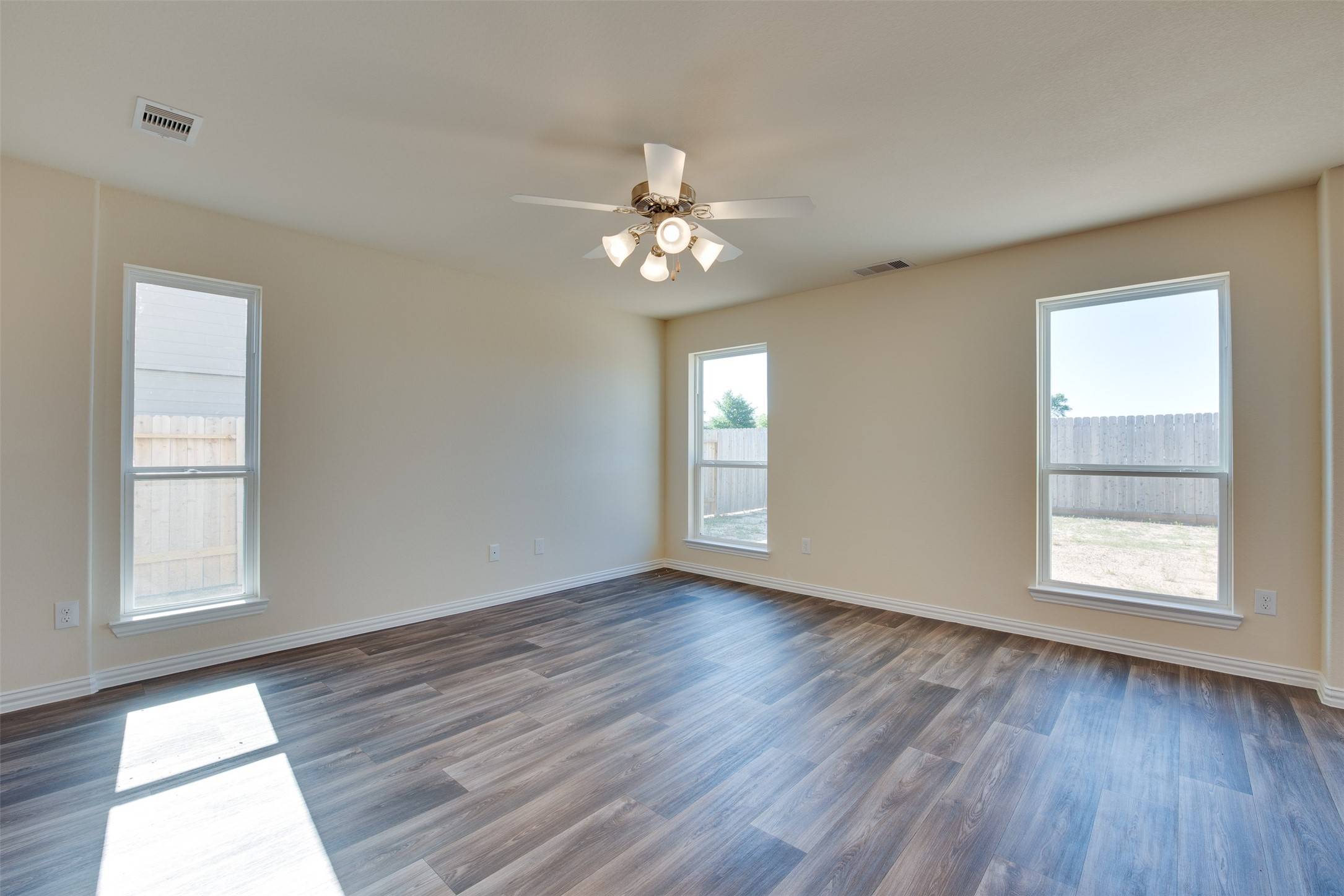 Conroe, TX 77306,2120 Clip Stone CT