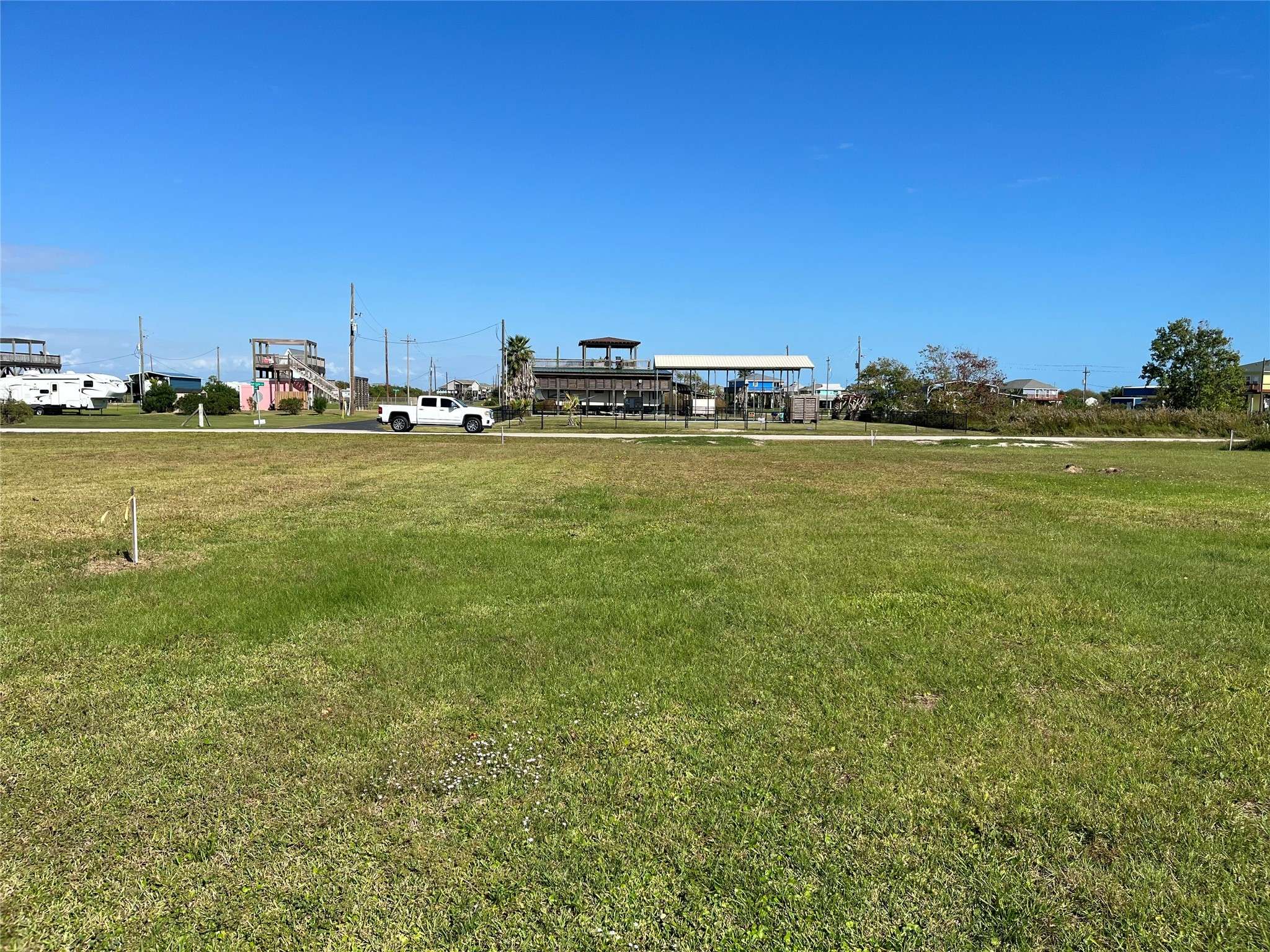 Port Bolivar, TX 77650,915 Salt Cedar LN