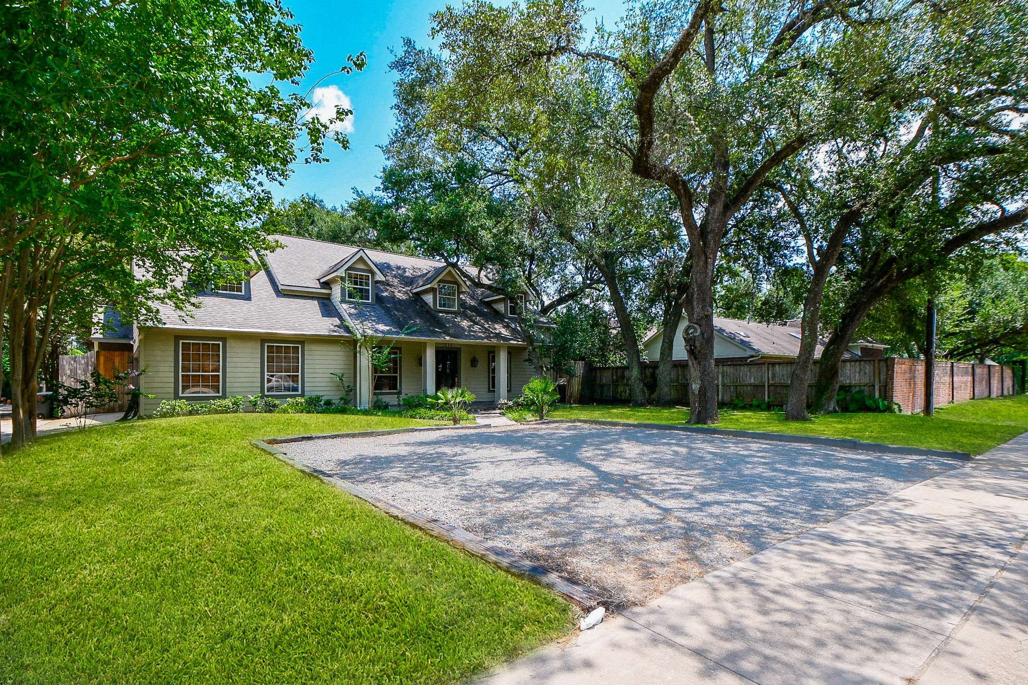 Spring Valley Village, TX 77055,1240 Bingle RD