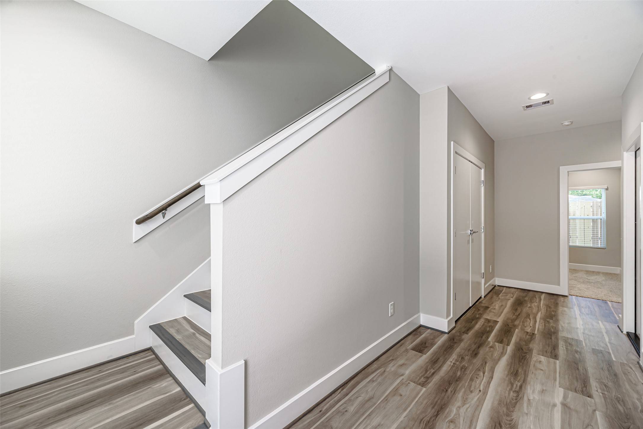 Houston, TX 77022,240 Julia Street #D