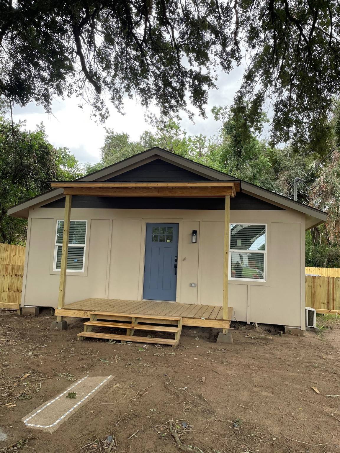 Richmond, TX 77469,415 Clay St