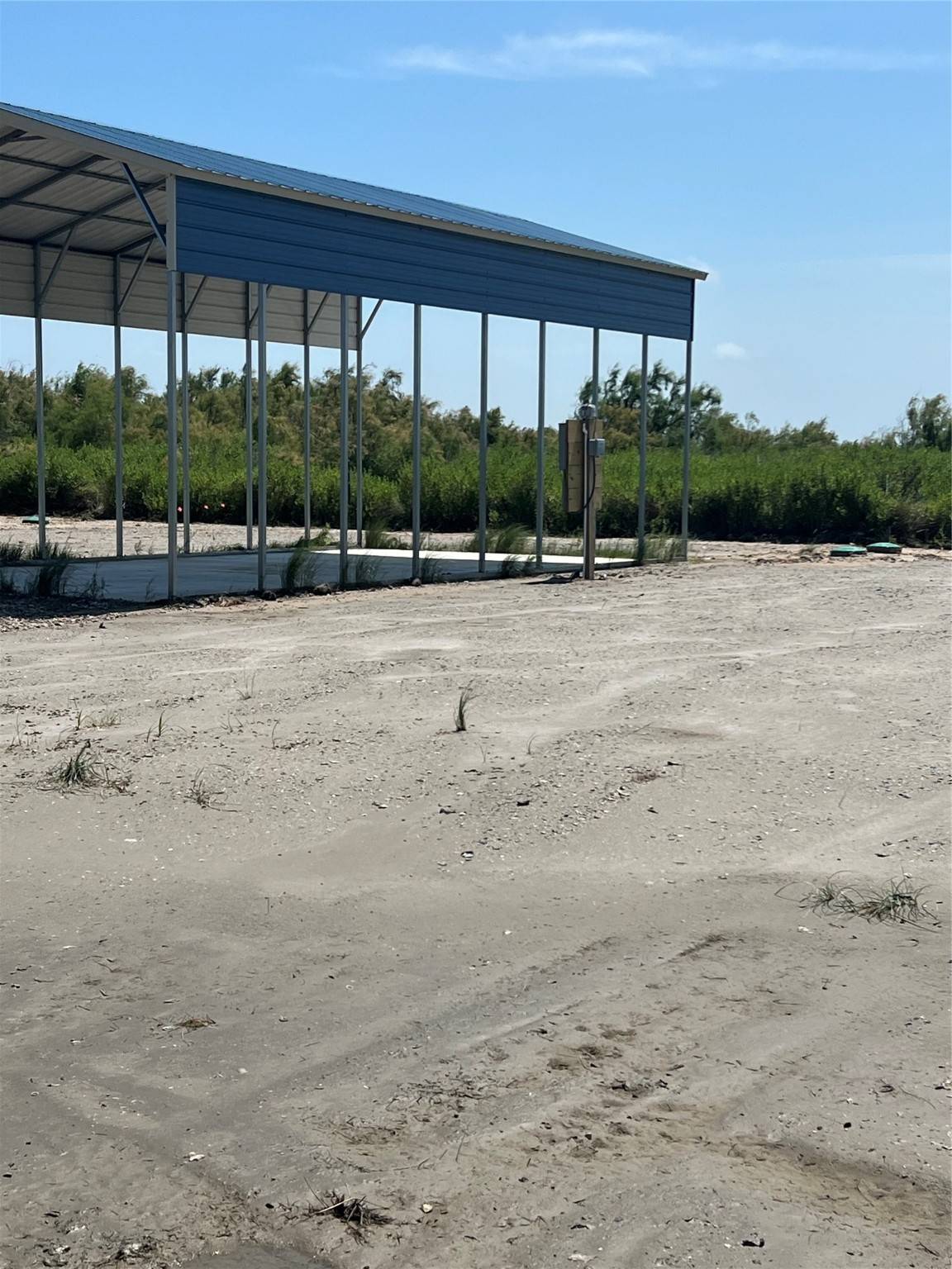 Gilchrist, TX 77617,1061 Canal