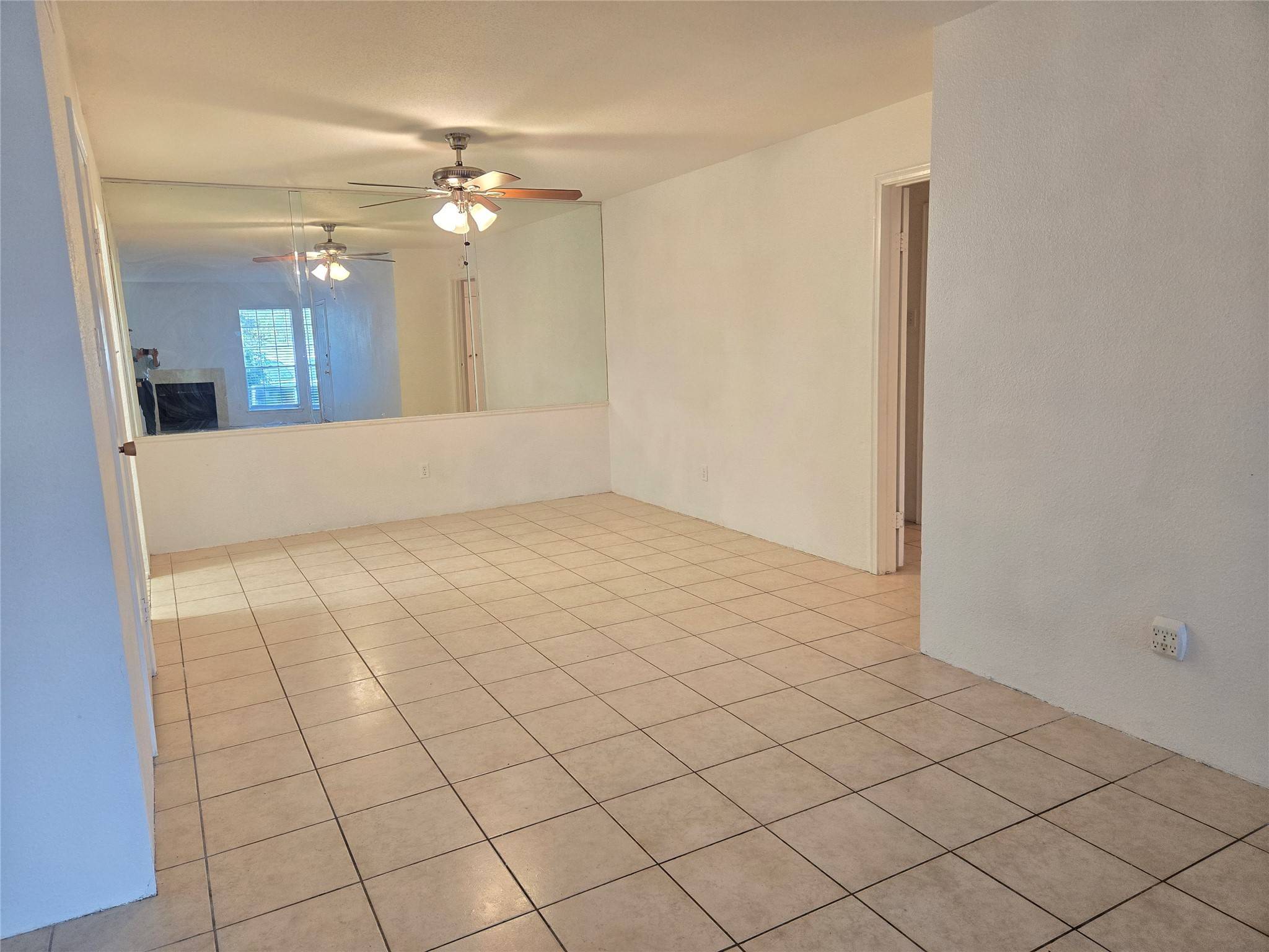 Houston, TX 77036,7400 Bellerive DR #907