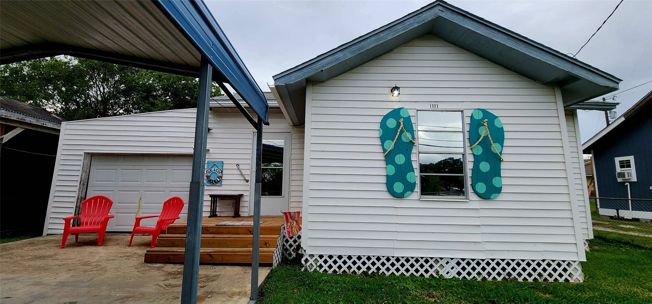 Palacios, TX 77465,1727 Gray ST