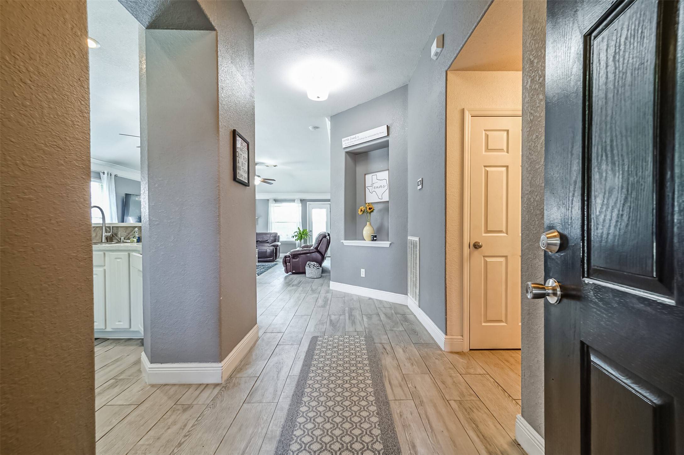 Pasadena, TX 77504,1802 Tynemouth DR