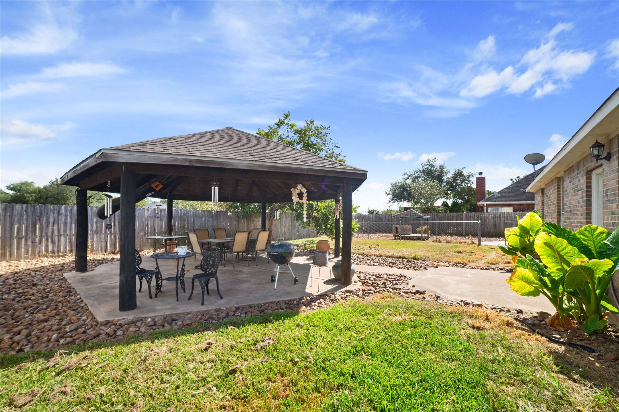 Katy, TX 77449,6914 Crystal Point DR