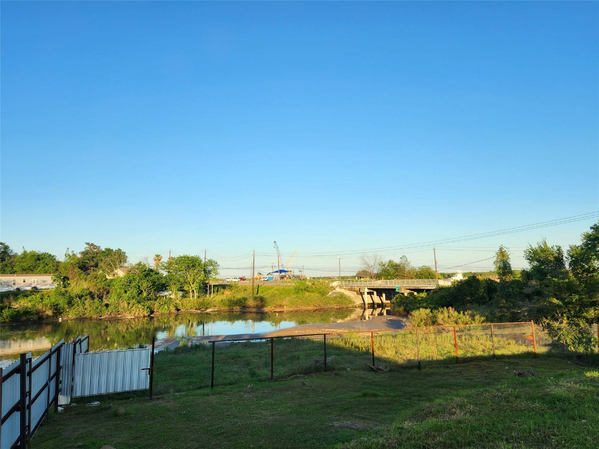 Channelview, TX 77530,108 Cedar LN