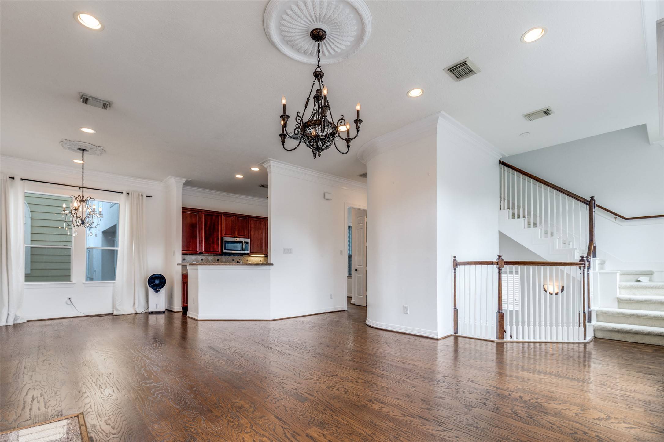 Houston, TX 77007,5208 Blossom ST #9