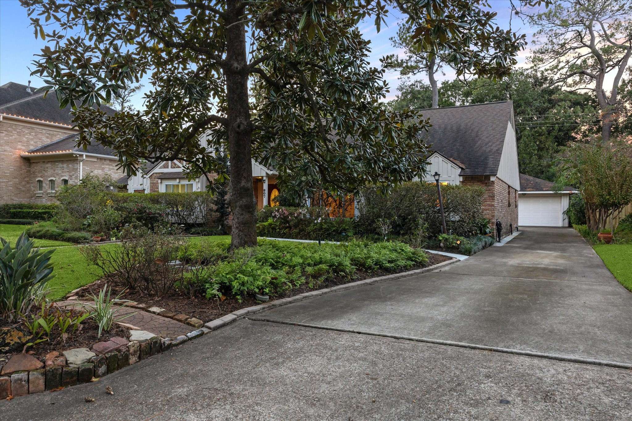 Houston, TX 77079,807 Wycliffe DR