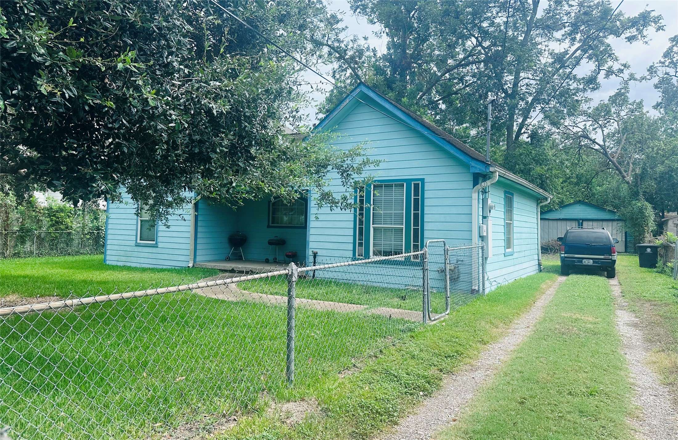 Houston, TX 77091,405 W Donovan ST