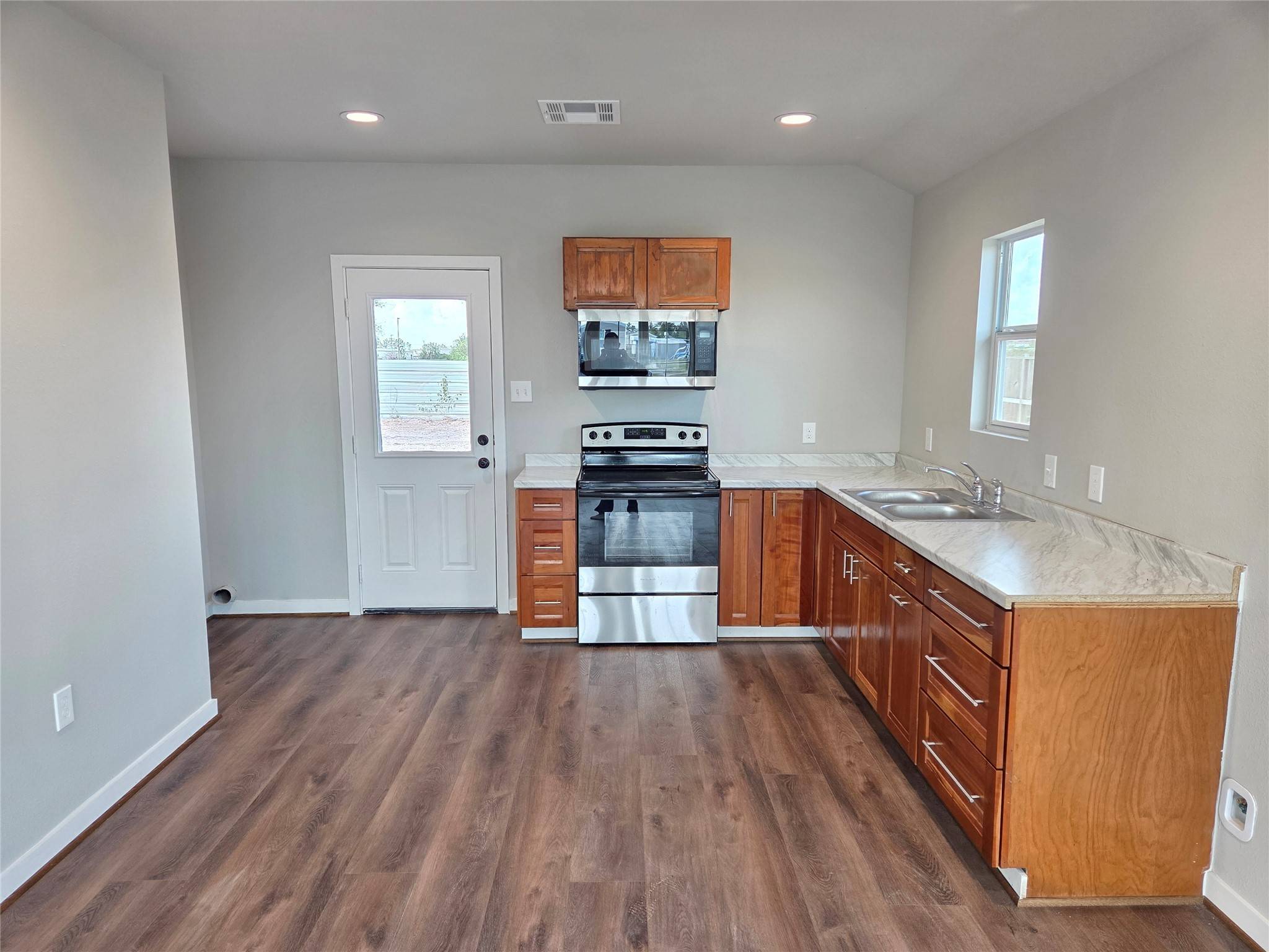 Cleveland, TX 77327,2269 Road 5708