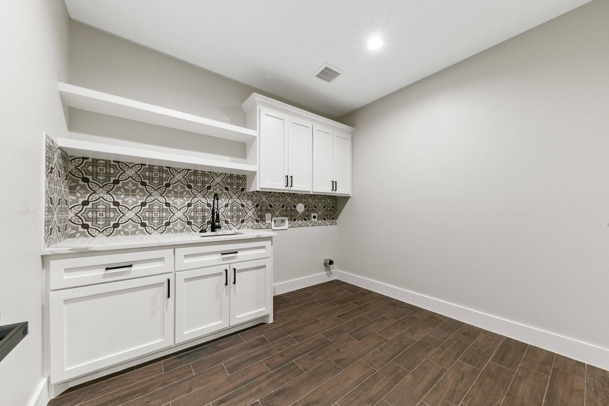 West Columbia, TX 77486,443 Wellshire DR