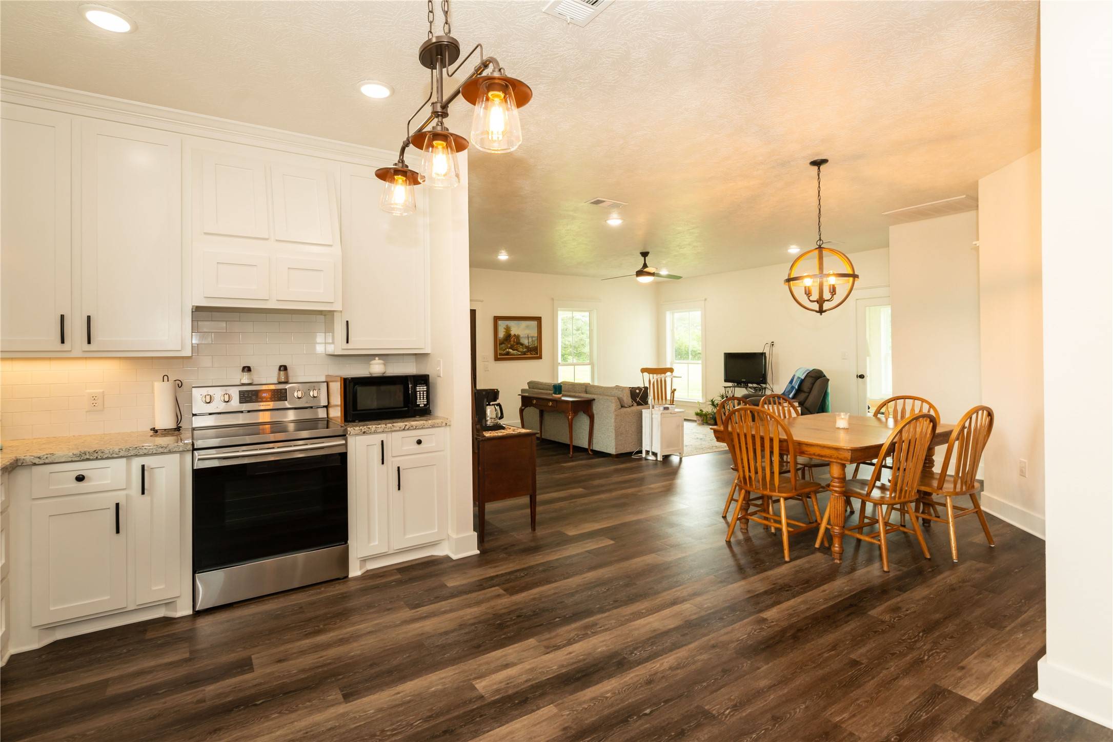 Winnie, TX 77665,18052 Hamshire RD