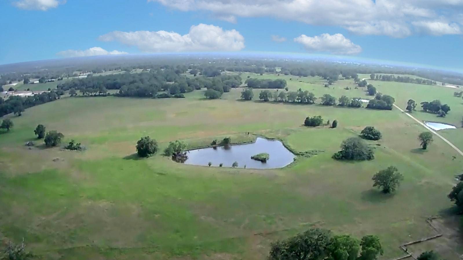 Giddings, TX 78942,1055 Private Road 1191