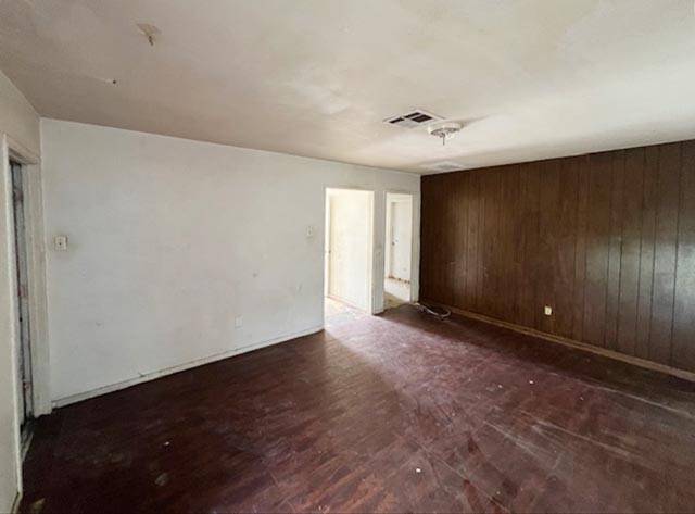Houston, TX 77047,12922 Claygate DR