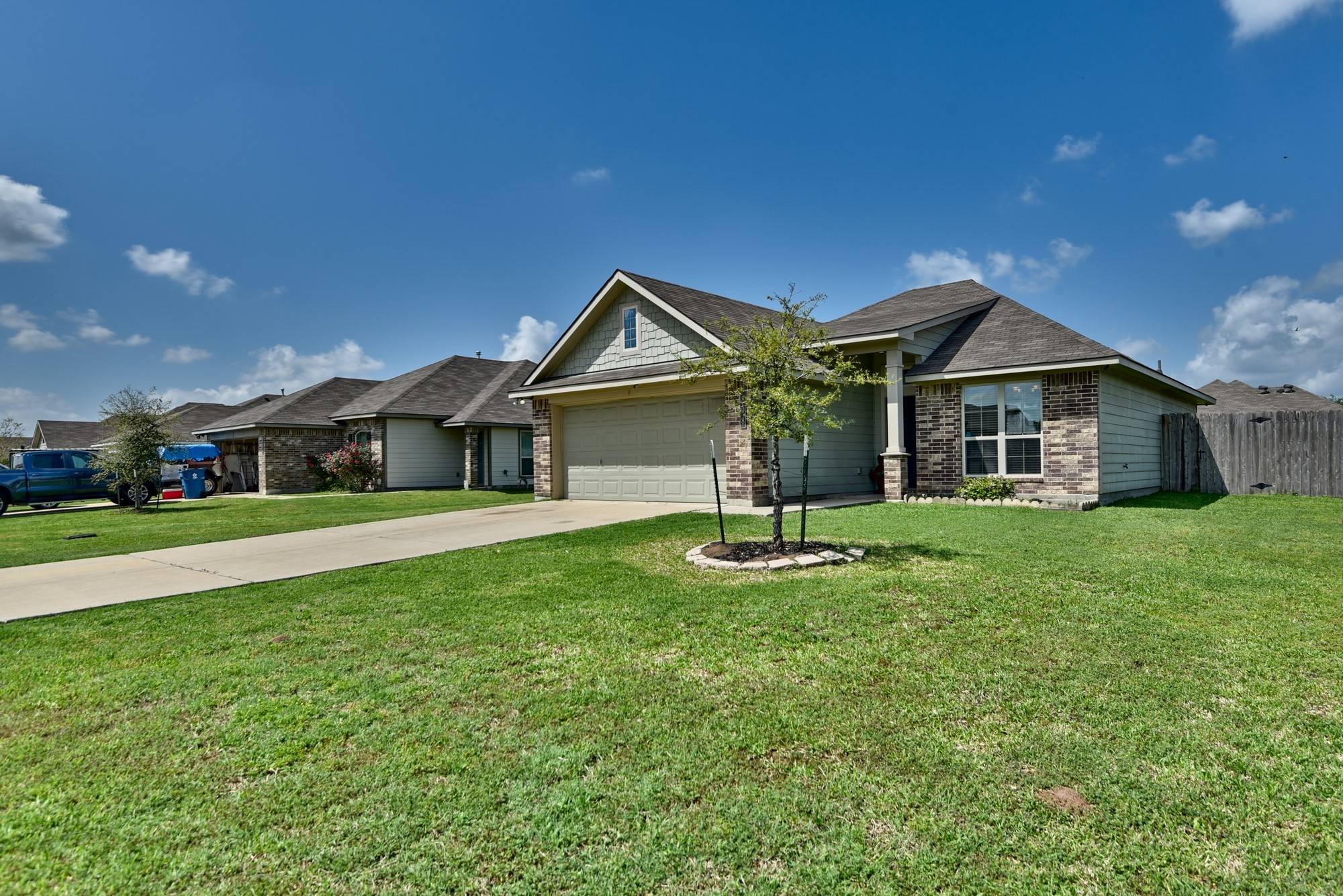 Navasota, TX 77868,808 Mockingbird ST
