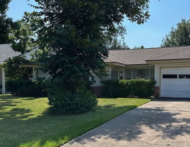 Houston, TX 77008,6111 Hurst ST