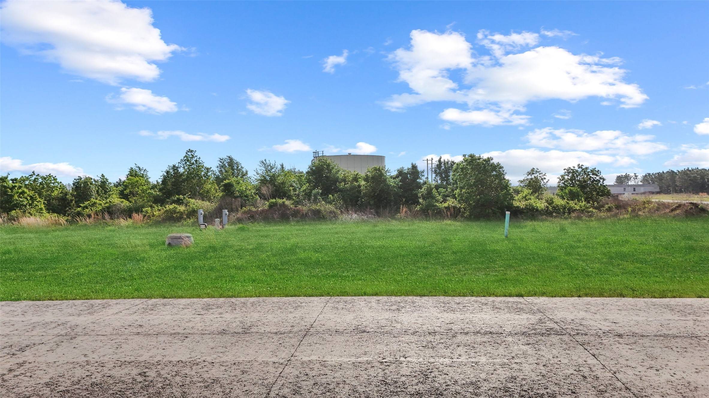 Cleveland, TX 77327,12004 Road 5503