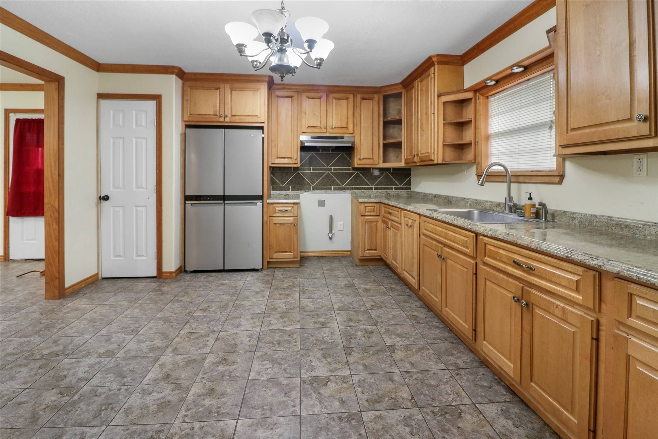 Hempstead, TX 77445,622 19th ST