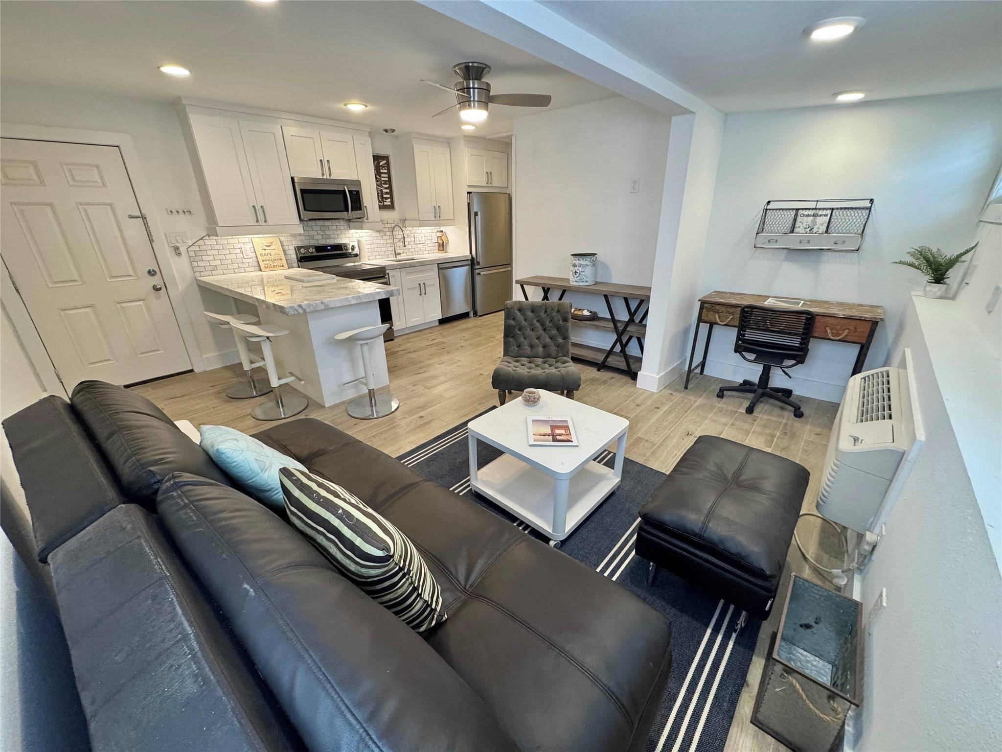Houston, TX 77006,412 Pacific ST #10A