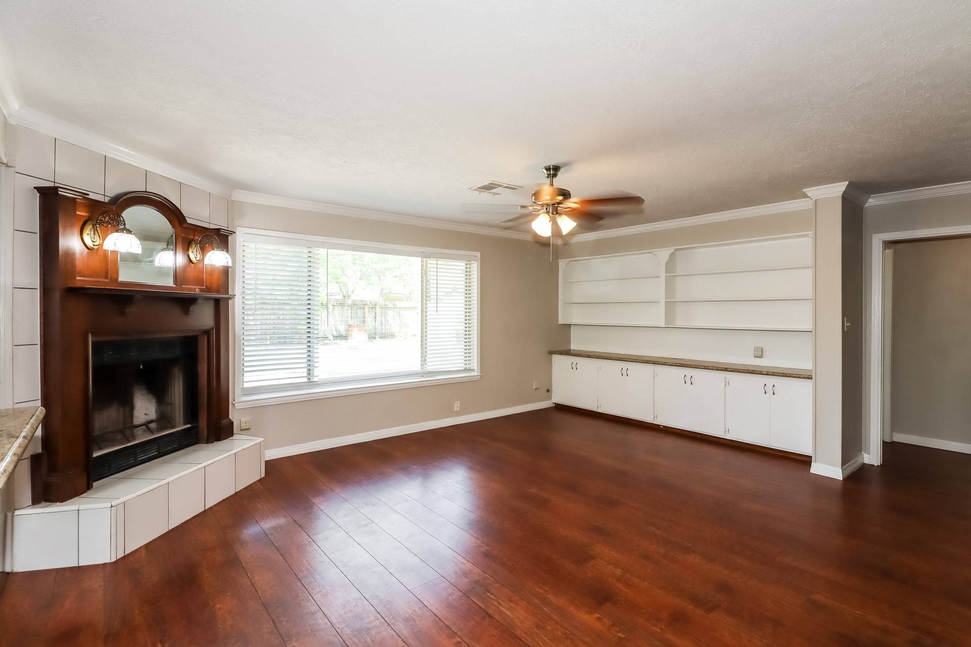 Houston, TX 77034,307 Coronation DR