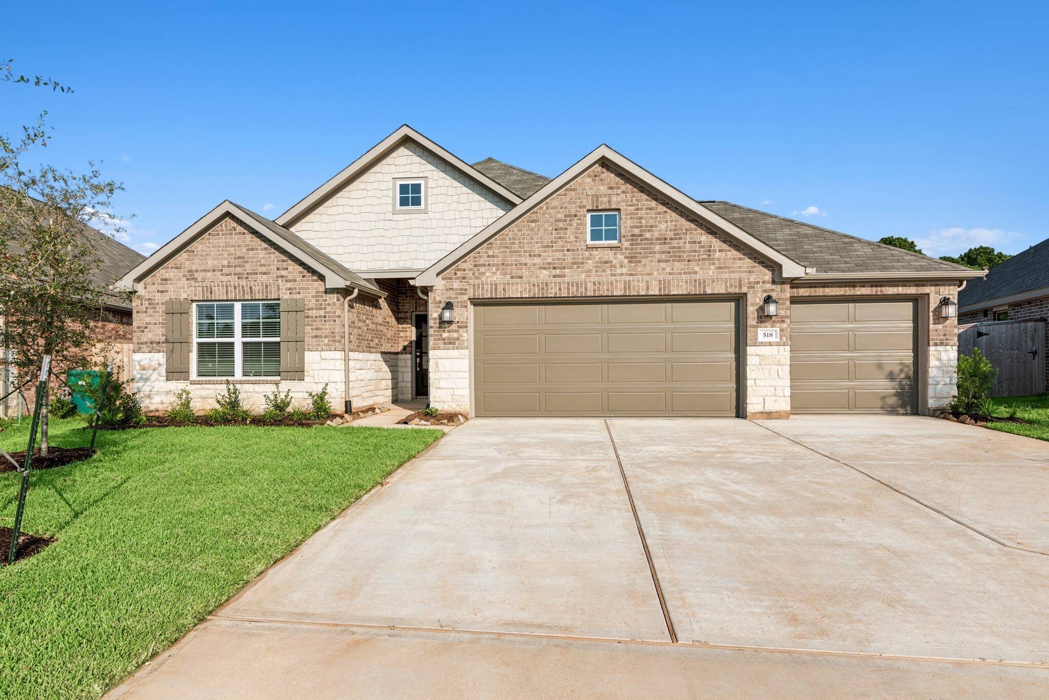 Willis, TX 77378,518 Corner Canyon LN
