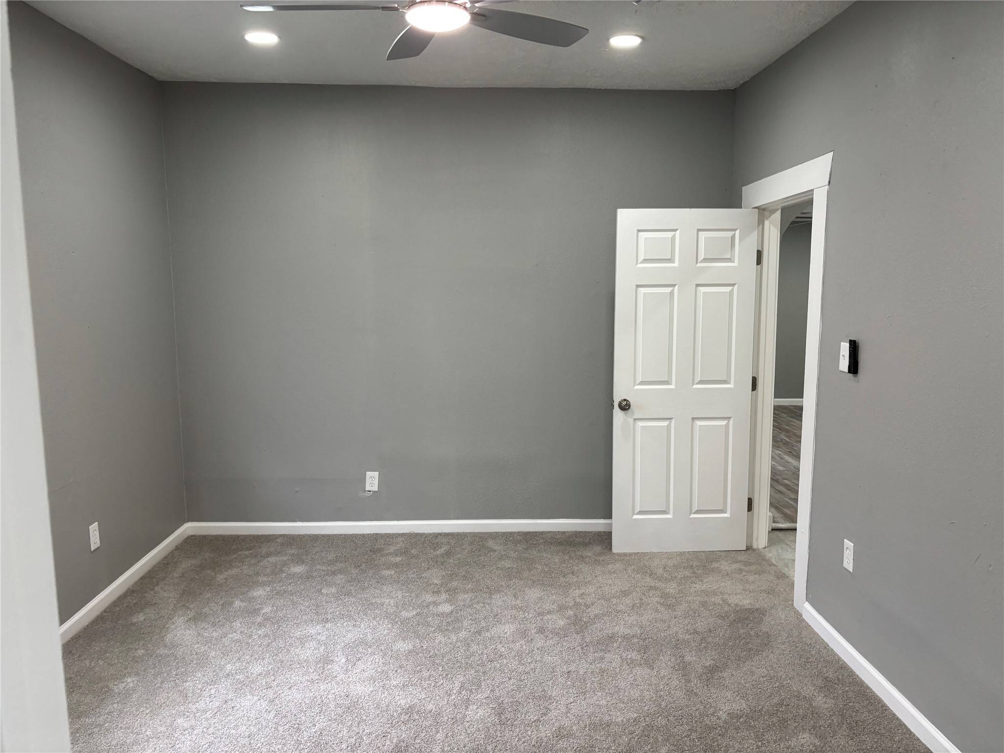 Pasadena, TX 77502,2508B West Holly Ave