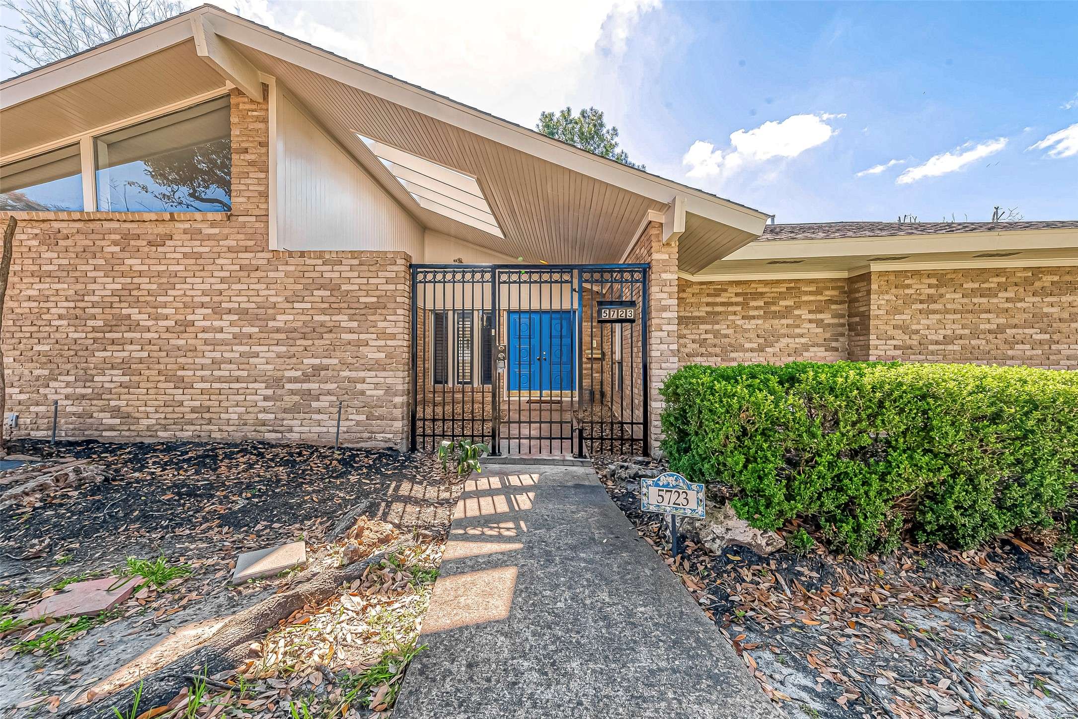 Houston, TX 77096,5723 Jason ST