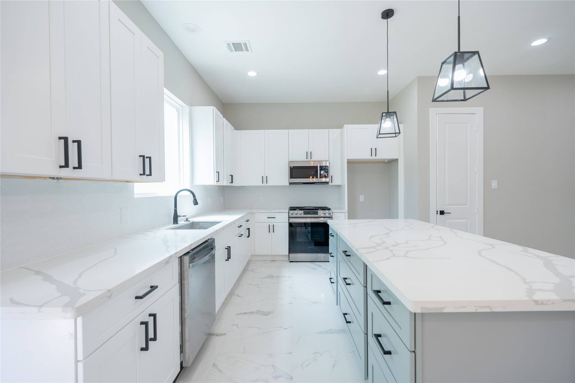 Houston, TX 77091,6535 Cohn ST