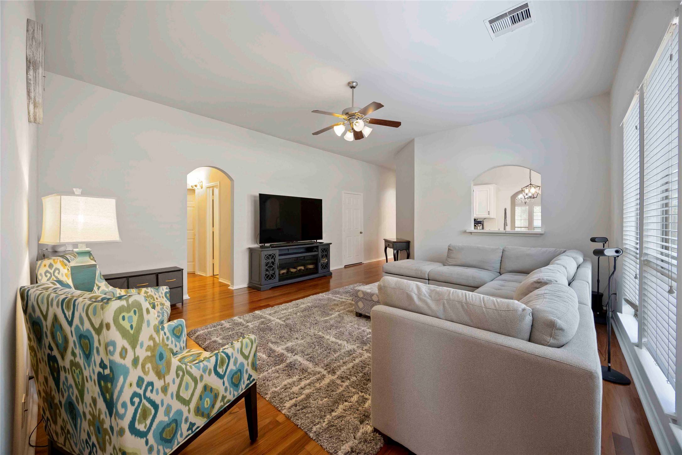 Houston, TX 77092,6018 Lynwood Banks LN