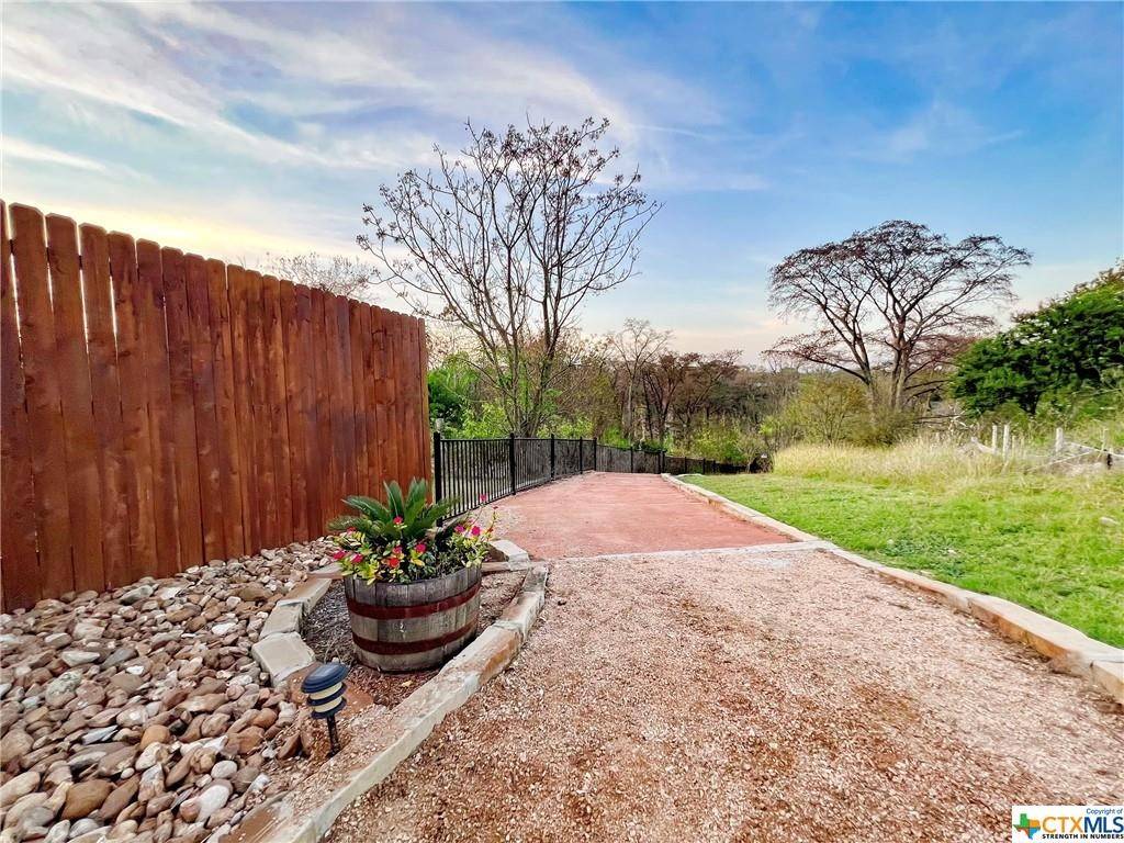 New Braunfels, TX 78130,906 Gruene Place DR