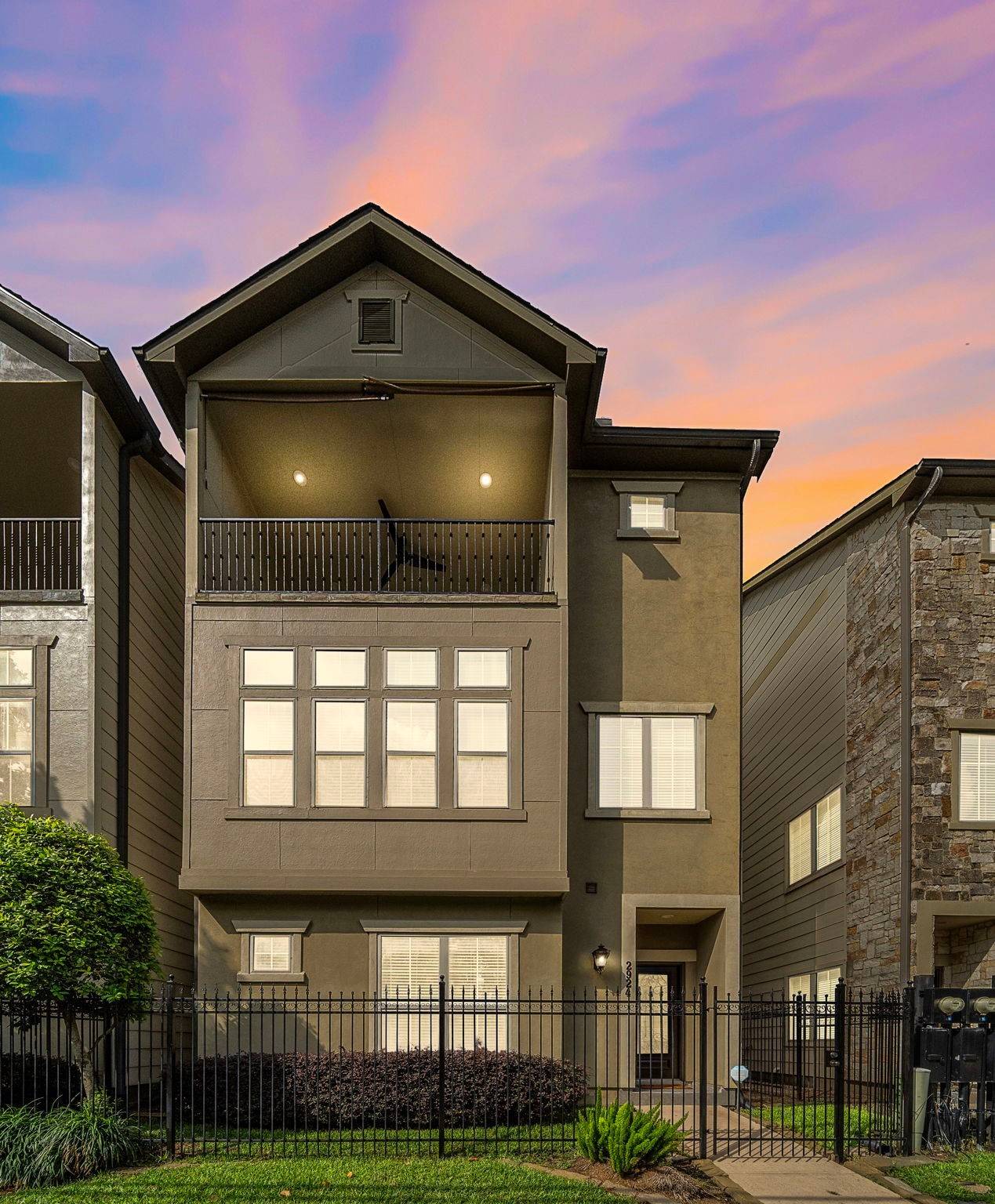 Houston, TX 77003,2924 Leeland ST