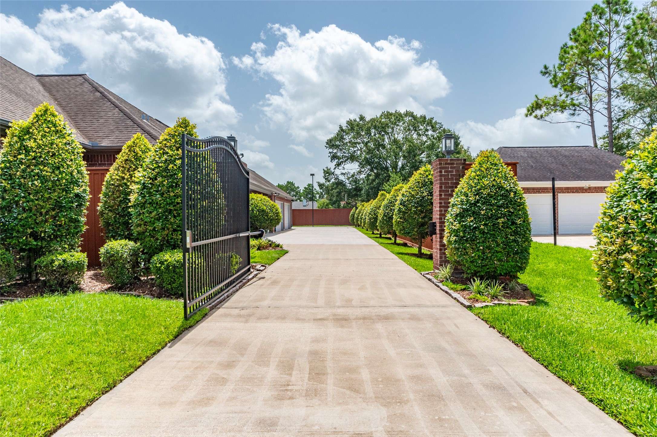 Friendswood, TX 77546,807 Murphy LN