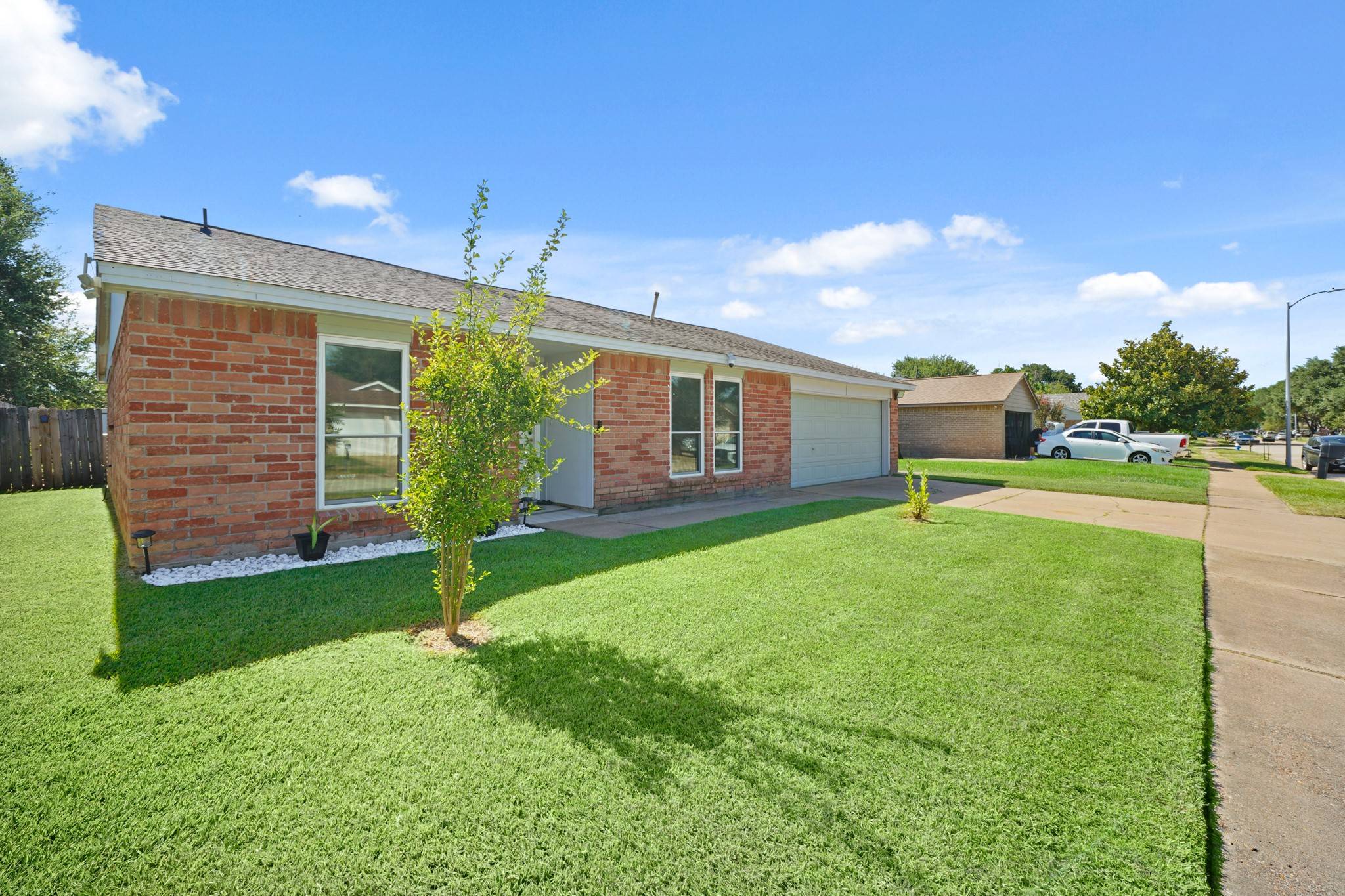 Katy, TX 77449,2023 Crosscoach LN