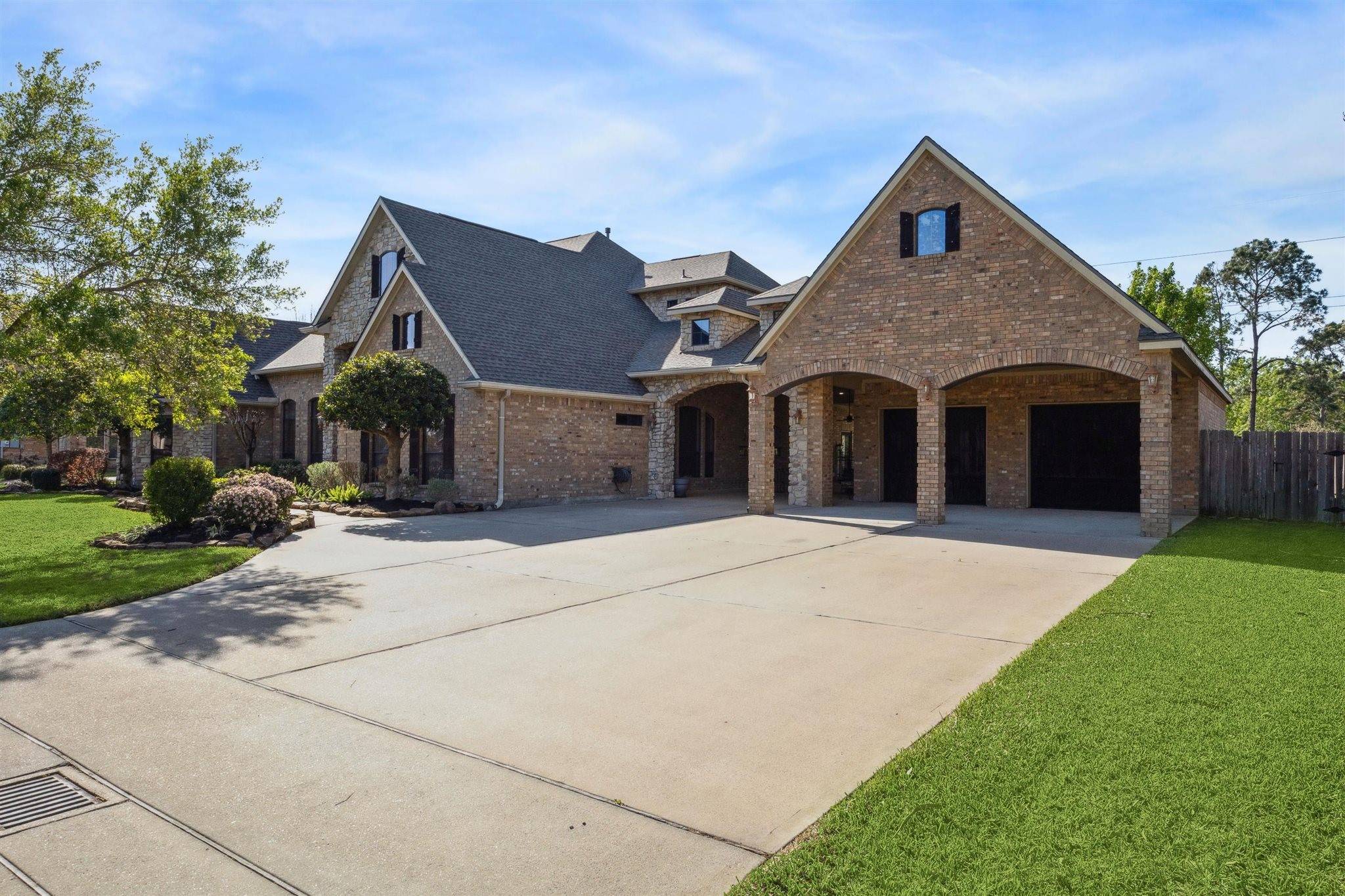 Friendswood, TX 77546,2202 Lakeway DR