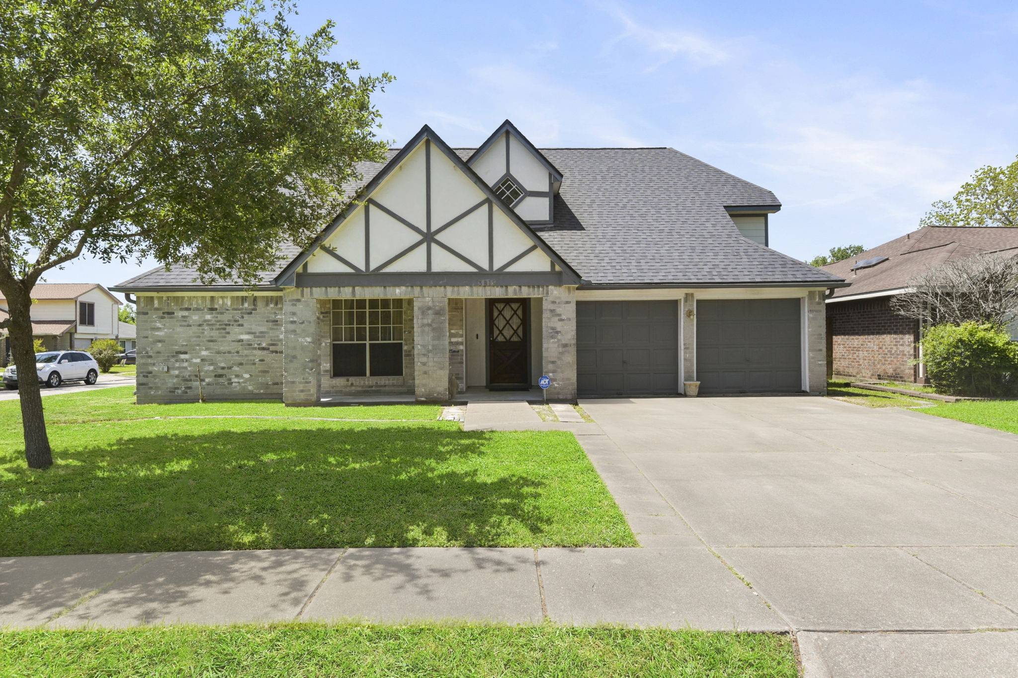 La Porte, TX 77571,3816 Redbud DR