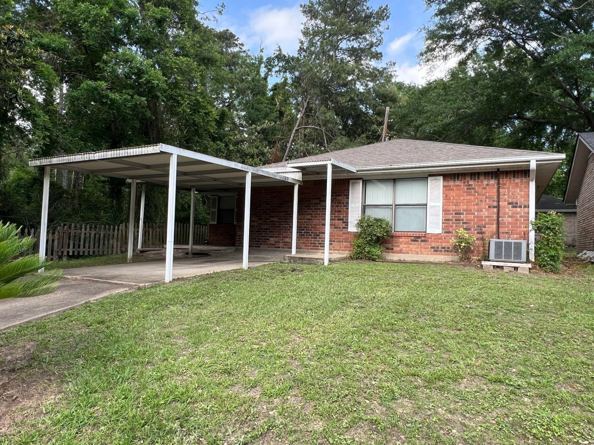 Jasper, TX 75951,1005 Black Walnut LN